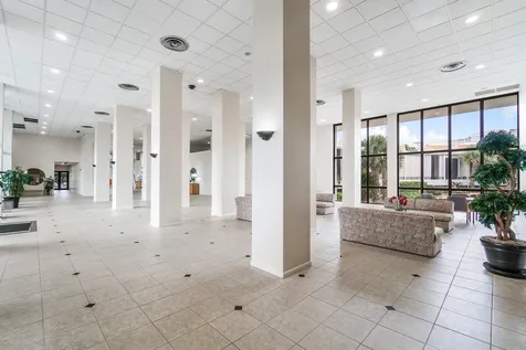 3589 S Ocean Boulevard South Palm Beach FL 33480
