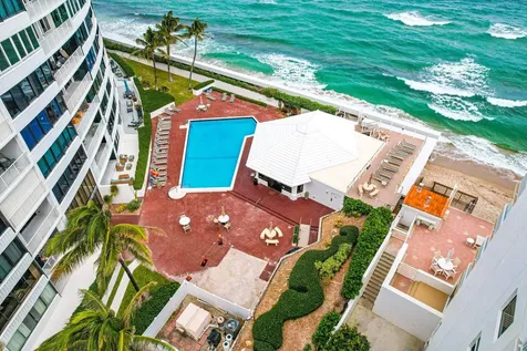 3589 S Ocean Boulevard South Palm Beach FL 33480