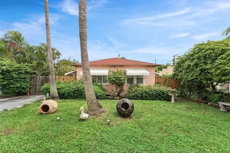427 58th Street West Palm Beach FL 33407