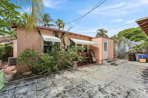 427 58th Street West Palm Beach FL 33407