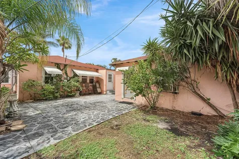 427 58th Street West Palm Beach FL 33407