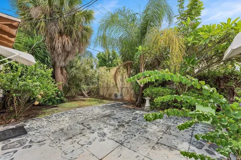 427 58th Street West Palm Beach FL 33407