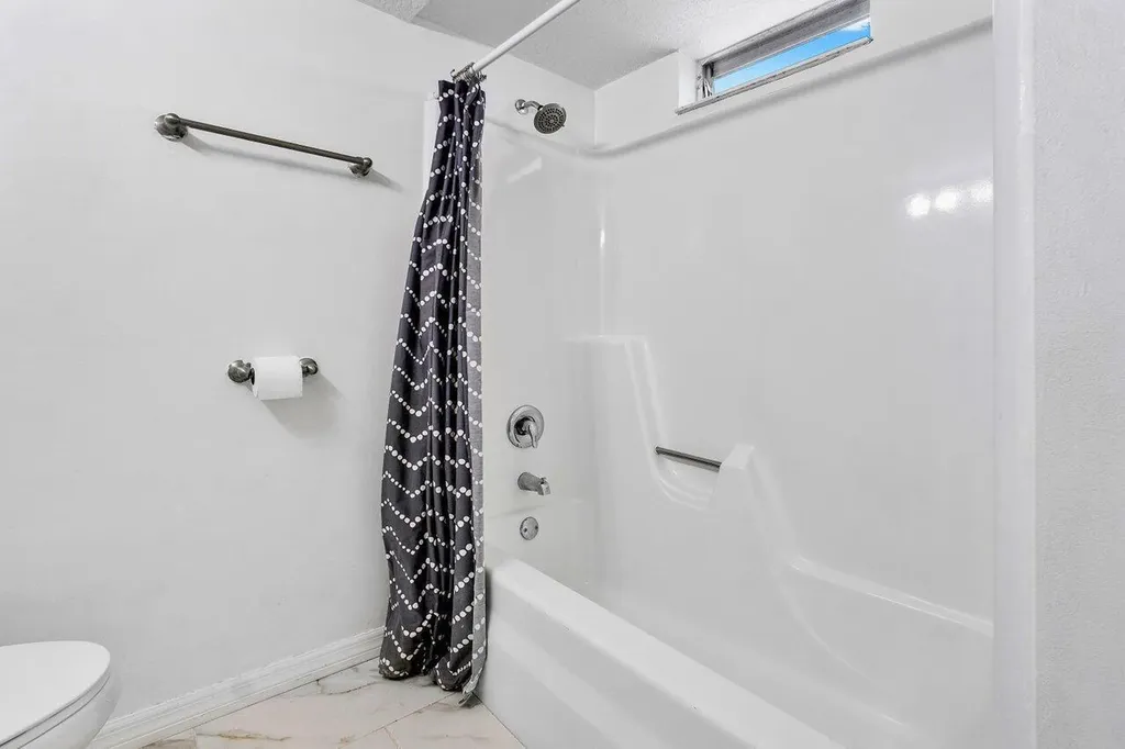 2615 NE 1st Court Boynton Beach FL 33435