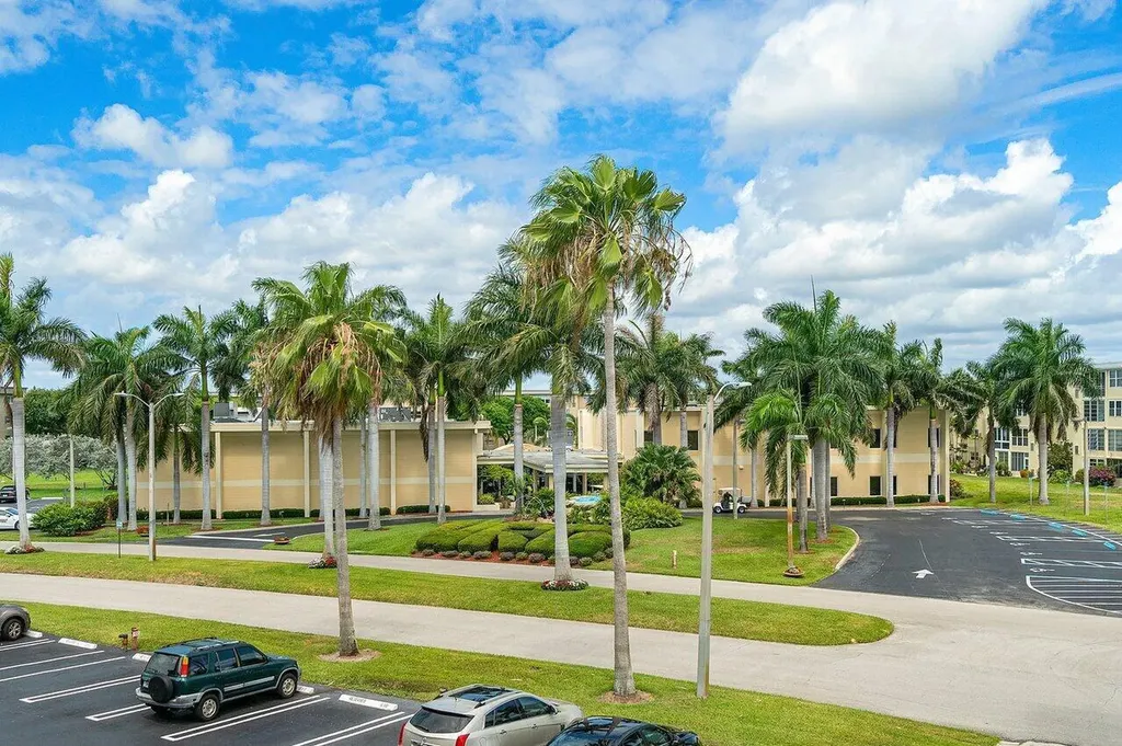 2615 NE 1st Court Boynton Beach FL 33435