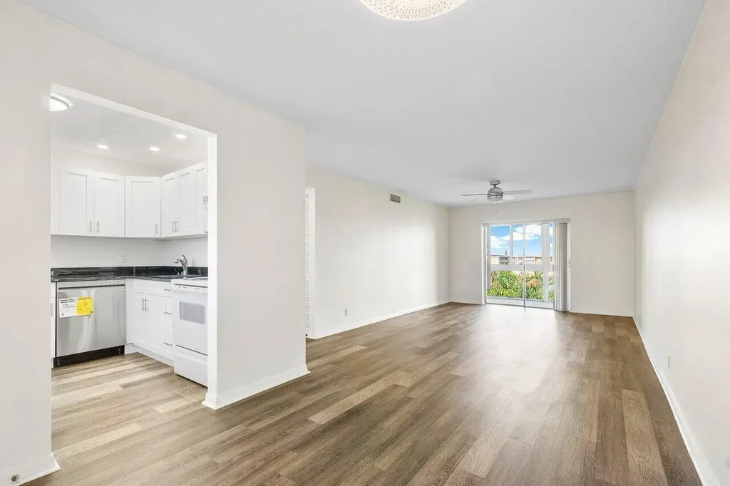 2615 NE 1st Court Boynton Beach FL 33435
