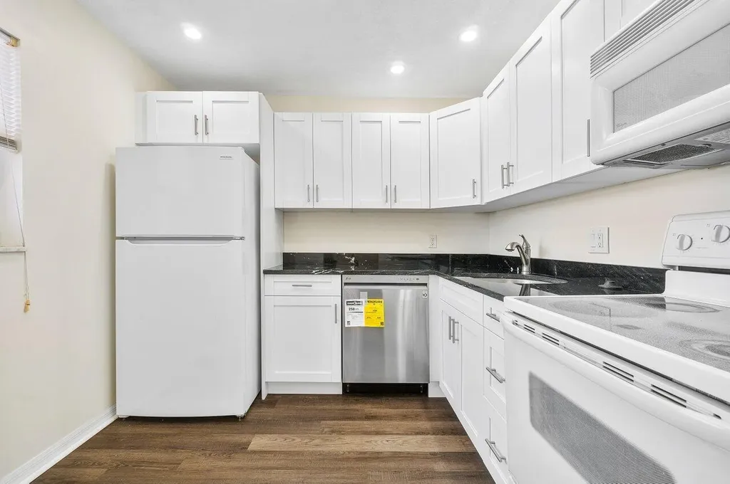 2615 NE 1st Court Boynton Beach FL 33435