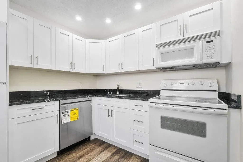2615 NE 1st Court Boynton Beach FL 33435