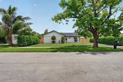 8131 NW 44th Court Lauderhill FL 33351