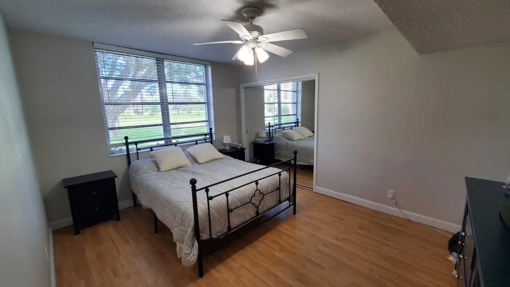 3800 Oaks Clubhouse Drive Pompano Beach FL 33069
