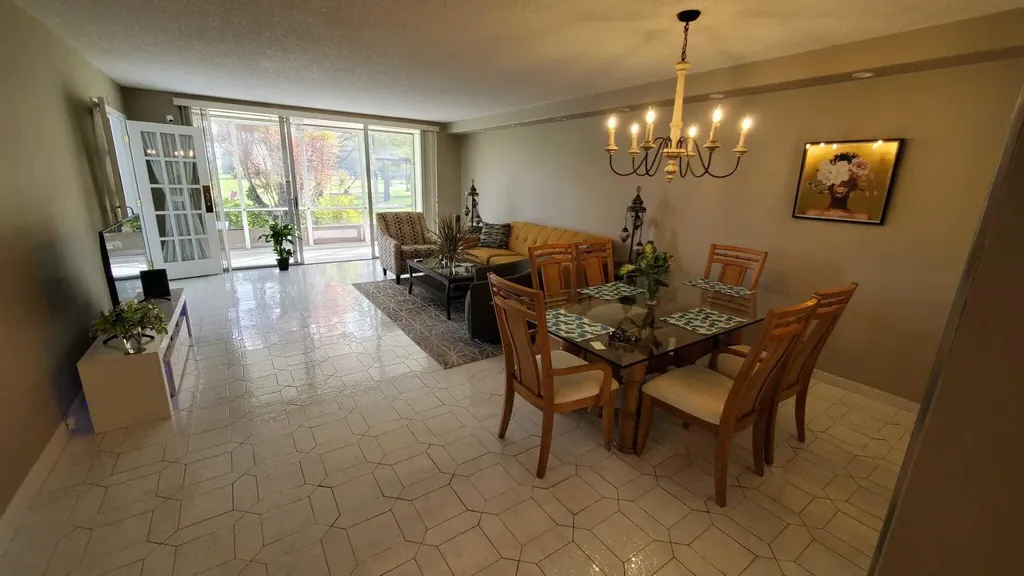 3800 Oaks Clubhouse Drive Pompano Beach FL 33069