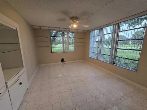 3800 Oaks Clubhouse Drive Pompano Beach FL 33069