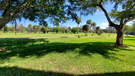 3800 Oaks Clubhouse Drive Pompano Beach FL 33069