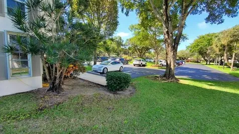 3800 Oaks Clubhouse Drive Pompano Beach FL 33069