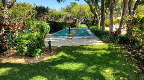 3800 Oaks Clubhouse Drive Pompano Beach FL 33069