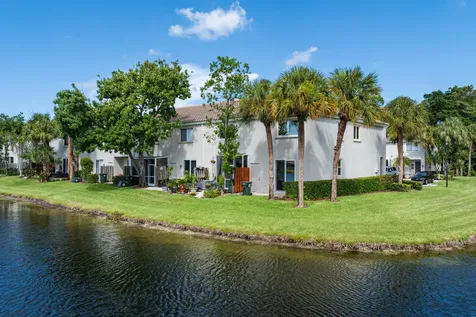 4859 NW 58th Manor Coconut Creek FL 33073