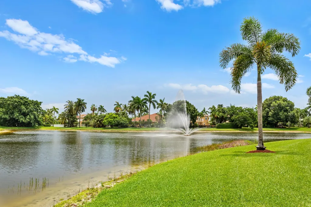 11595 Waterbend Court Wellington FL 33414