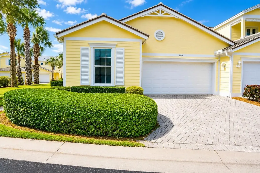 205 Shelley Lane Fort Pierce FL 34949