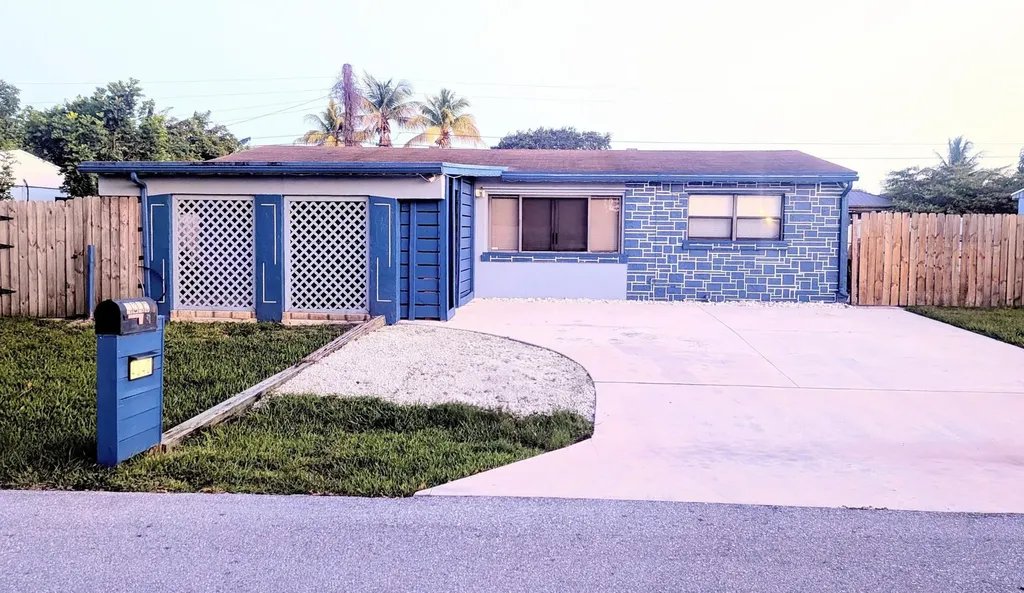 4340 N Mary Circle Palm Beach Gardens FL 33410