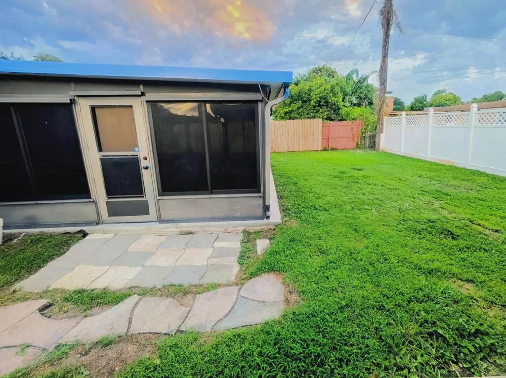 4340 N Mary Circle Palm Beach Gardens FL 33410