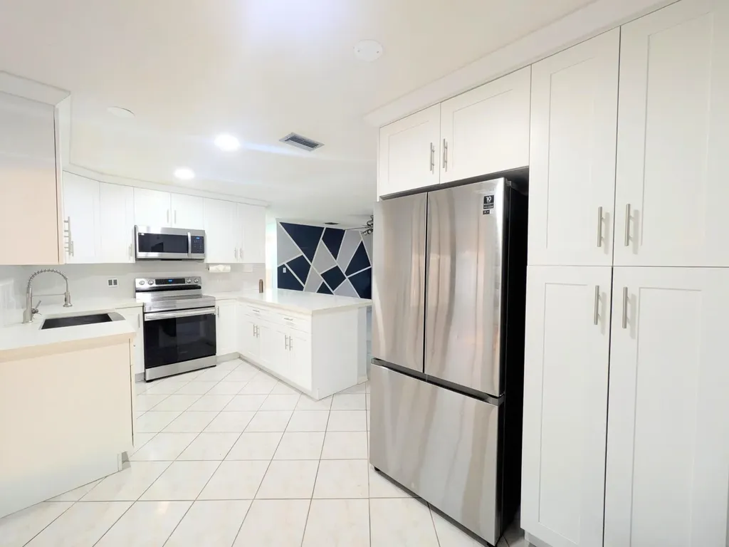 4340 N Mary Circle Palm Beach Gardens FL 33410