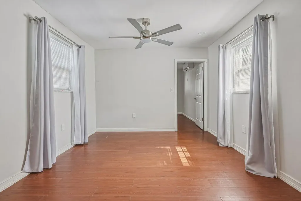 254 SW 6th Street Dania Beach FL 33004