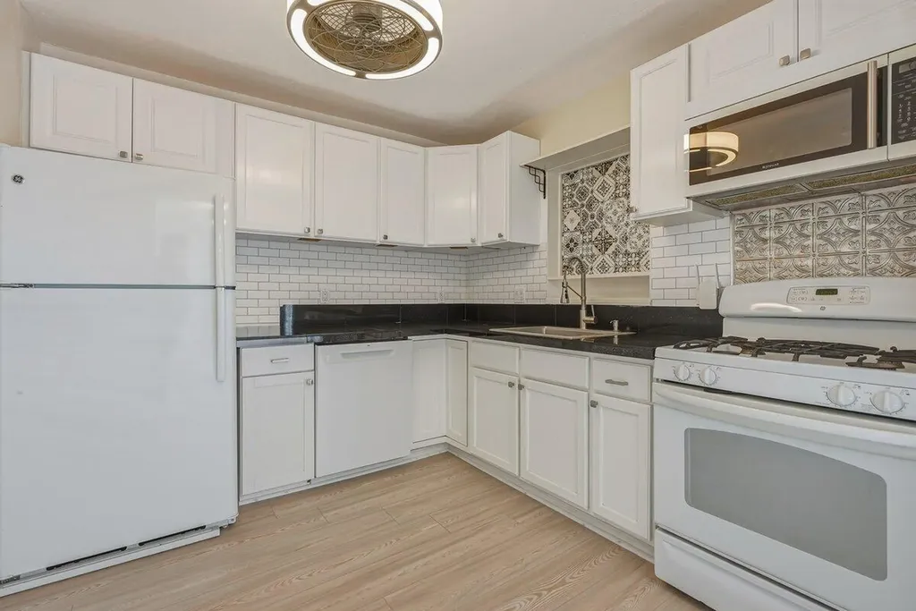 254 SW 6th Street Dania Beach FL 33004