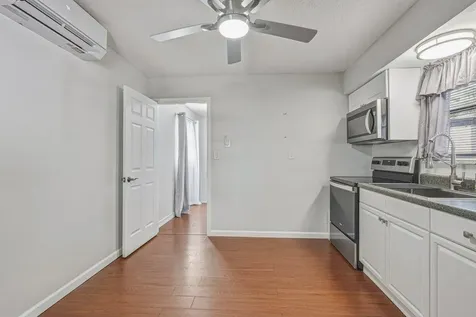 254 SW 6th Street Dania Beach FL 33004