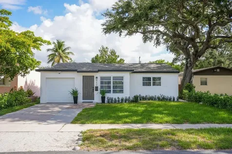 254 SW 6th Street Dania Beach FL 33004