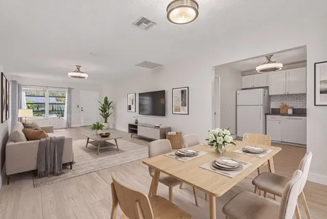 254 SW 6th Street Dania Beach FL 33004