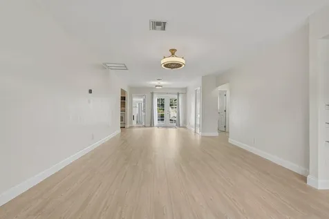 254 SW 6th Street Dania Beach FL 33004