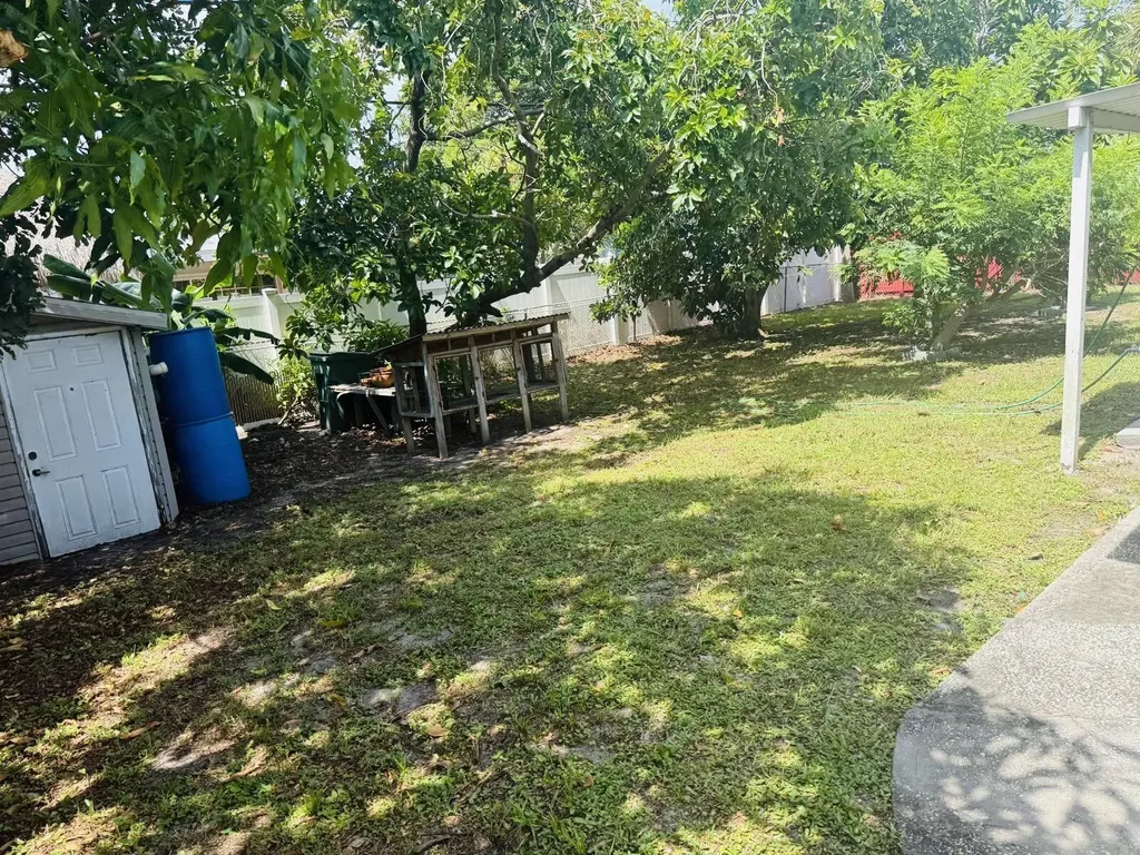 3335 10th Avenue N Palm Springs FL 33461