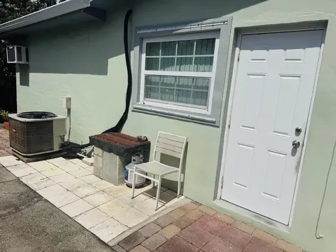 3335 10th Avenue N Palm Springs FL 33461