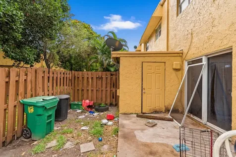 5655 Blueberry Court Lauderhill FL 33313