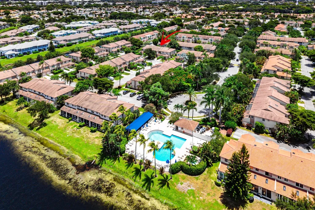 6757 Via Regina Boca Raton FL 33433