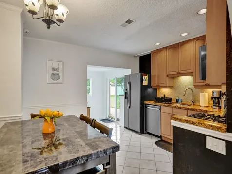 125 NE 21st Court Wilton Manors FL 33305