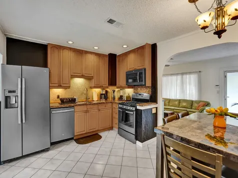125 NE 21st Court Wilton Manors FL 33305