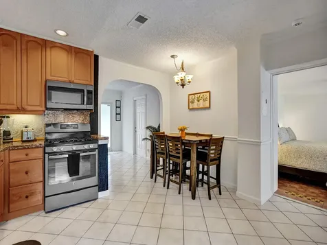125 NE 21st Court Wilton Manors FL 33305