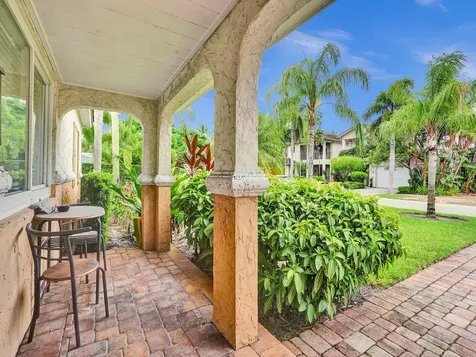 125 NE 21st Court Wilton Manors FL 33305