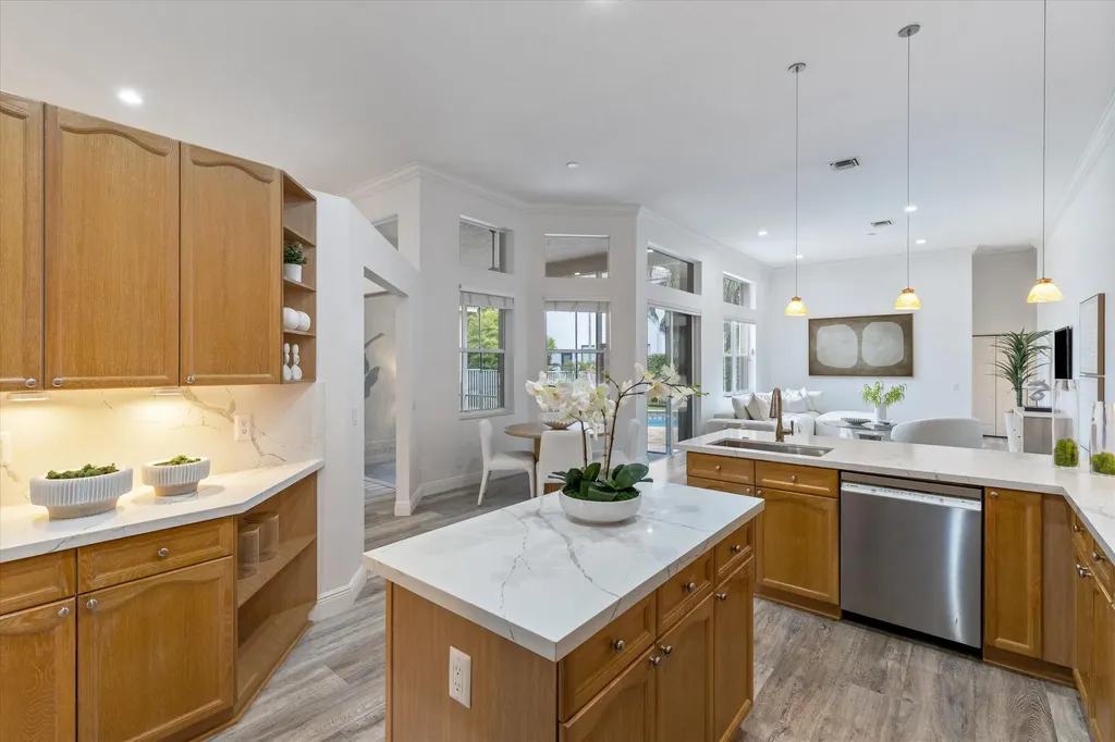 2458 Greenbrier Court Weston FL 33327