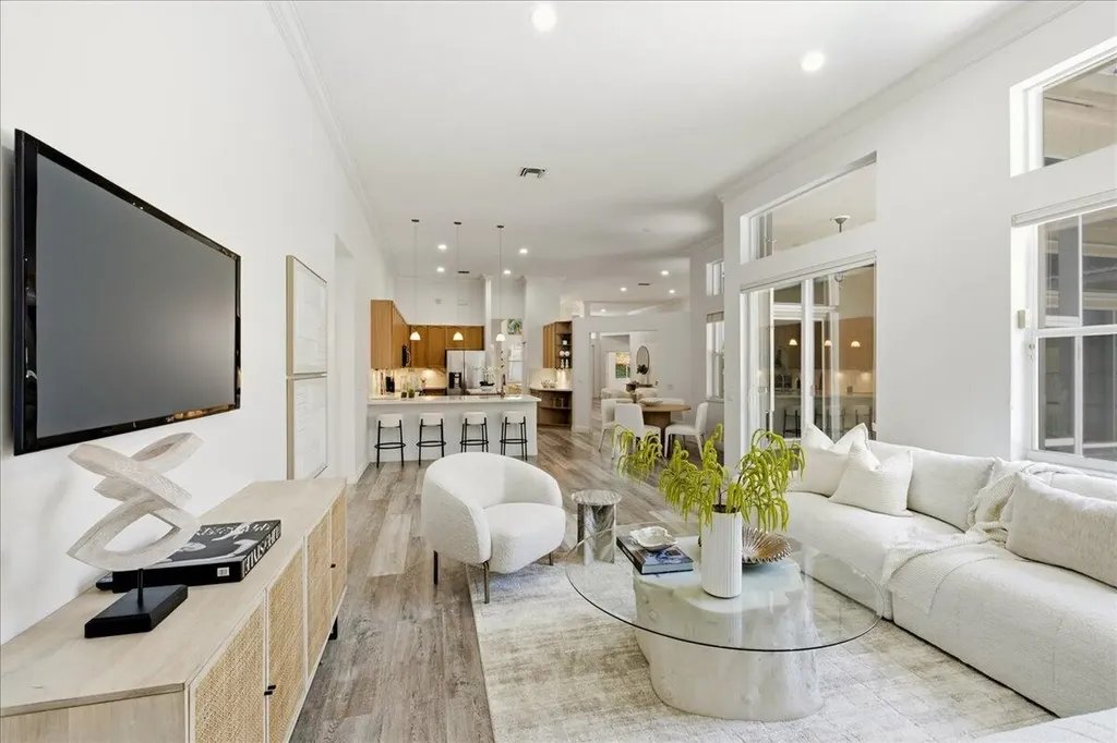 2458 Greenbrier Court Weston FL 33327