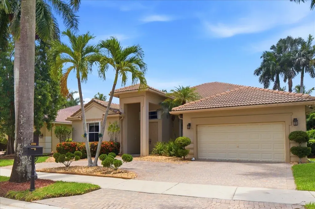 2458 Greenbrier Court Weston FL 33327