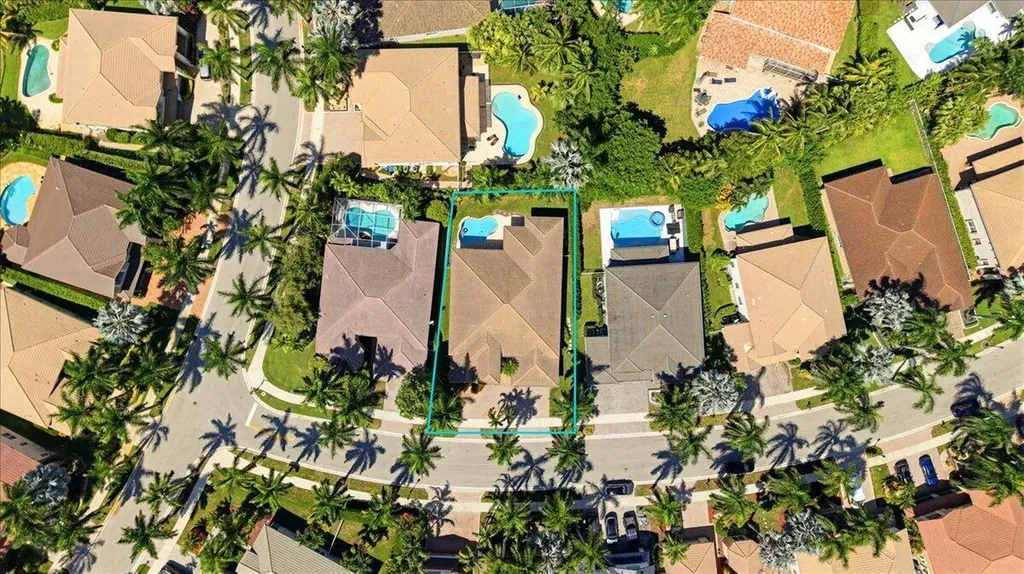 2458 Greenbrier Court Weston FL 33327