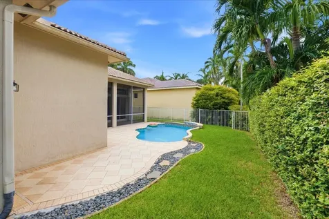 2458 Greenbrier Court Weston FL 33327