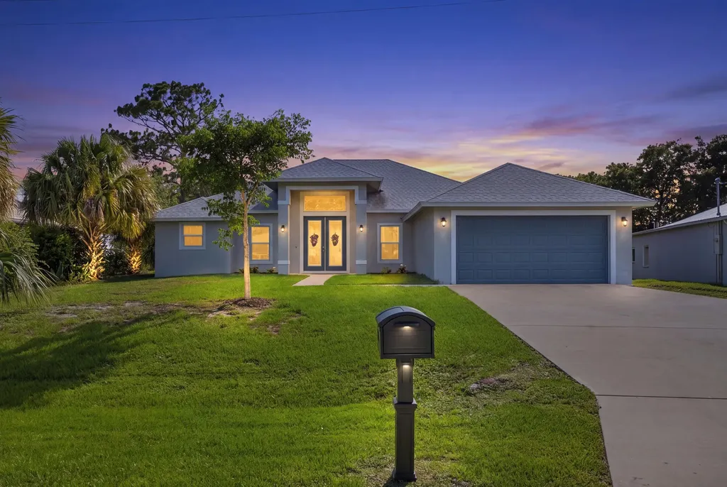 1174 SW Edinburgh Drive Port St Lucie FL 34953