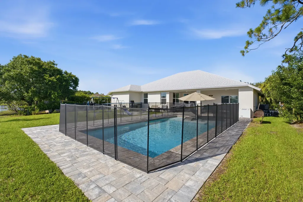 1174 SW Edinburgh Drive Port St Lucie FL 34953