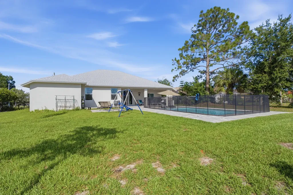 1174 SW Edinburgh Drive Port St Lucie FL 34953