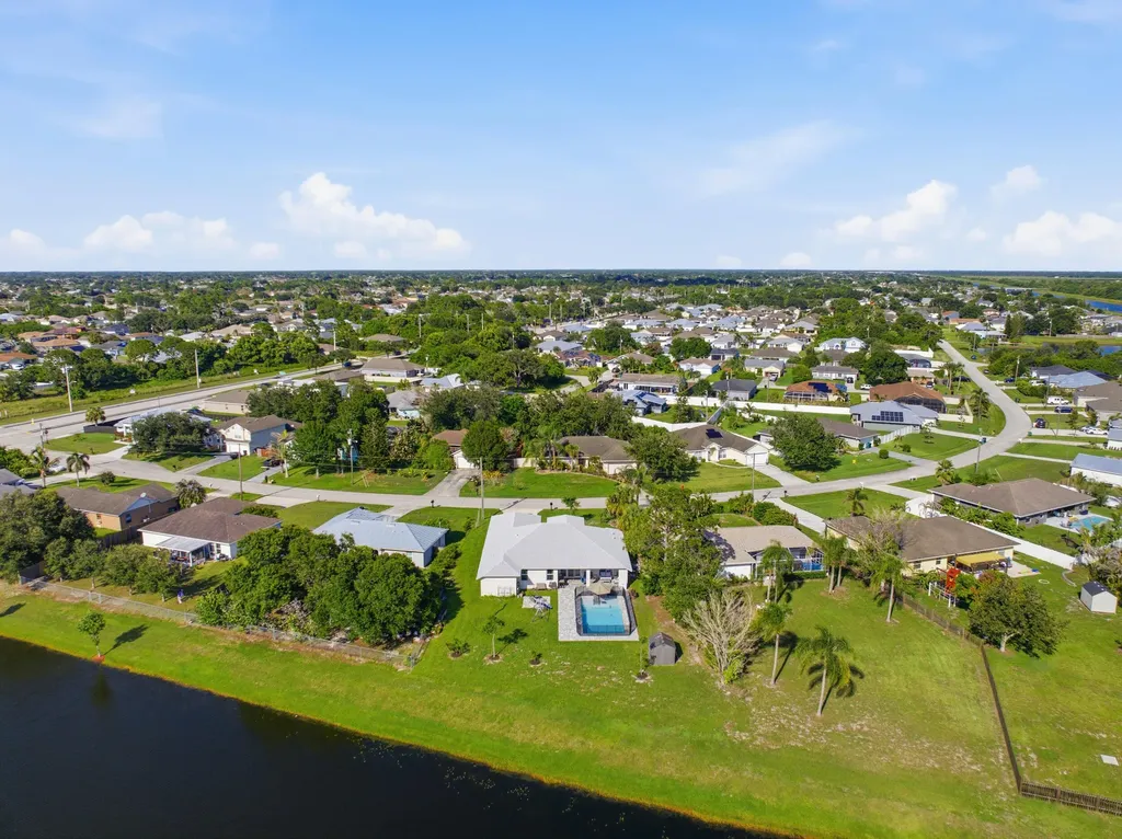 1174 SW Edinburgh Drive Port St Lucie FL 34953