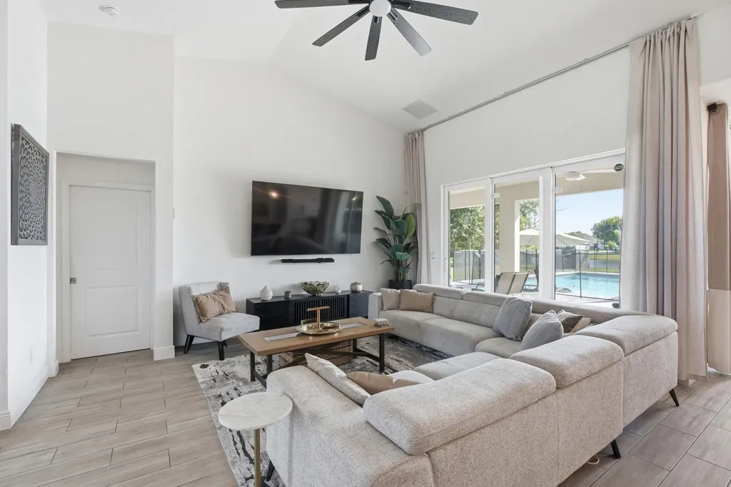 1174 SW Edinburgh Drive Port St Lucie FL 34953