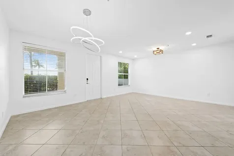 4750 Monarch Way Coconut Creek FL 33073