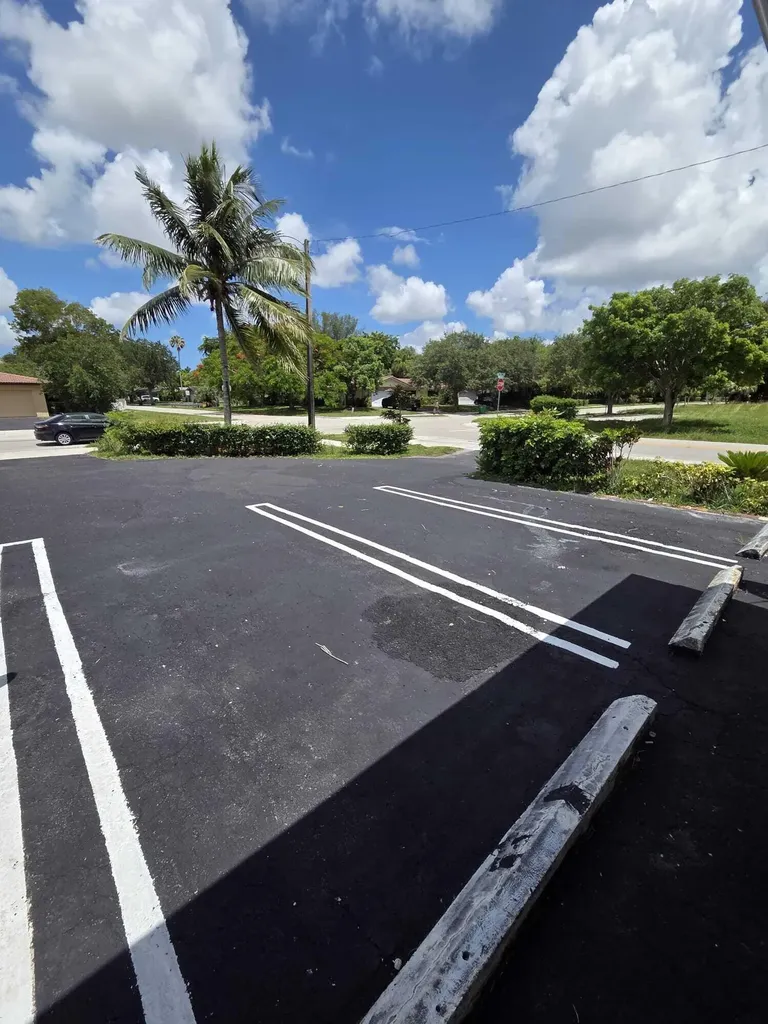 4000 NW Woodside Drive Coral Springs FL 33065
